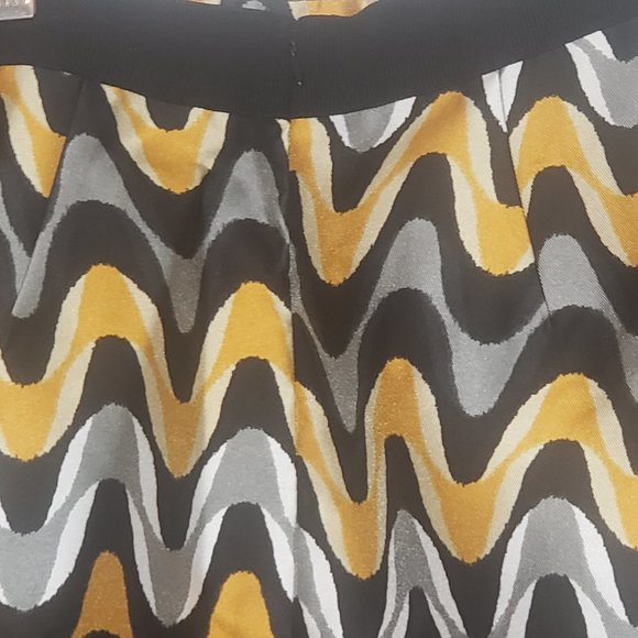 Lane Bryant Wavelength Circle Skirt - Picture 6 of 8